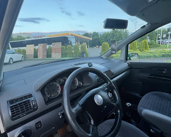 Зеленый Фольксваген Шаран, объемом двигателя 1.8 л и пробегом 316 тыс. км за 4350 $, фото 28 на Automoto.ua