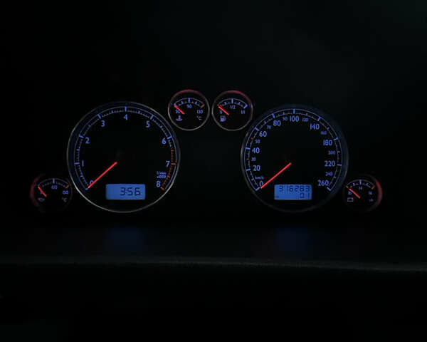 Зеленый Фольксваген Шаран, объемом двигателя 1.8 л и пробегом 316 тыс. км за 4350 $, фото 53 на Automoto.ua