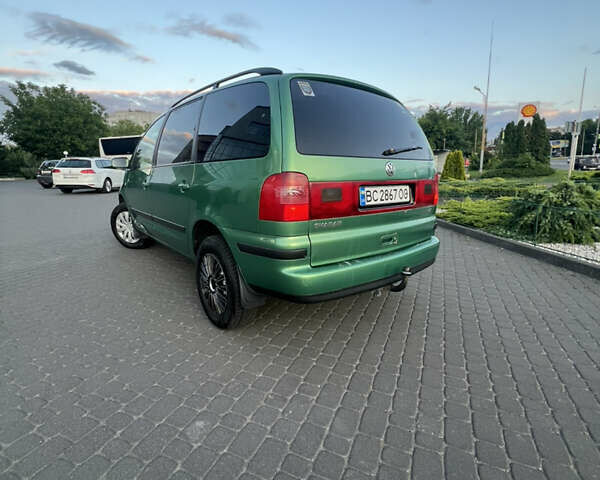 Зеленый Фольксваген Шаран, объемом двигателя 1.8 л и пробегом 316 тыс. км за 4350 $, фото 12 на Automoto.ua