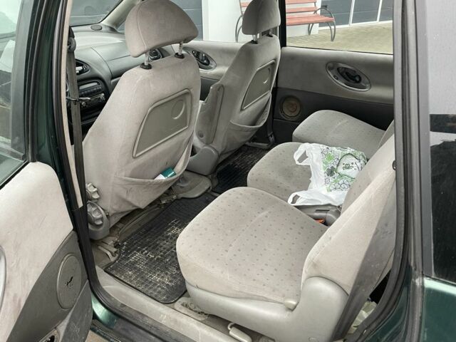 Зеленый Фольксваген Шаран, объемом двигателя 1.9 л и пробегом 400 тыс. км за 1600 $, фото 4 на Automoto.ua