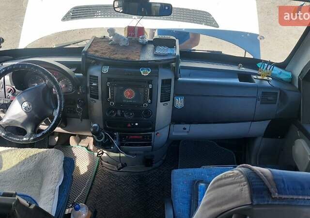 Білий Фольксваген Сіріус, об'ємом двигуна 2.46 л та пробігом 500 тис. км за 25000 $, фото 7 на Automoto.ua