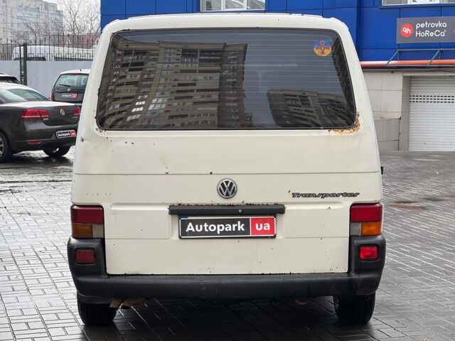 Білий Фольксваген T4 (Transporter) пасс., об'ємом двигуна 1.9 л та пробігом 353 тис. км за 5490 $, фото 5 на Automoto.ua