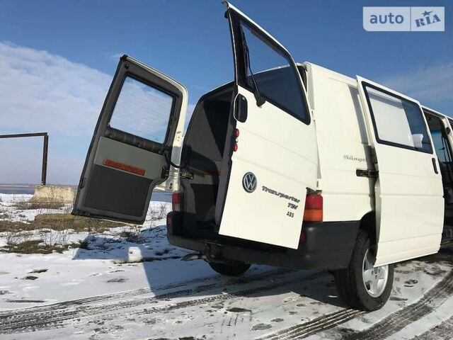 Білий Фольксваген T4 (Transporter) пасс., об'ємом двигуна 2.5 л та пробігом 360 тис. км за 6700 $, фото 25 на Automoto.ua