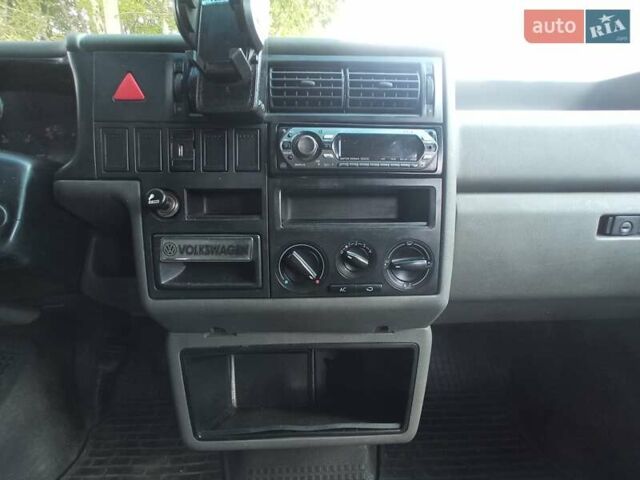 Білий Фольксваген T4 (Transporter) пасс., об'ємом двигуна 2.5 л та пробігом 540 тис. км за 7600 $, фото 5 на Automoto.ua