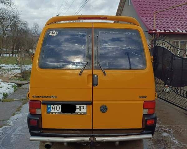 Жовтий Фольксваген T4 (Transporter) пасс., об'ємом двигуна 2.5 л та пробігом 460 тис. км за 7800 $, фото 11 на Automoto.ua