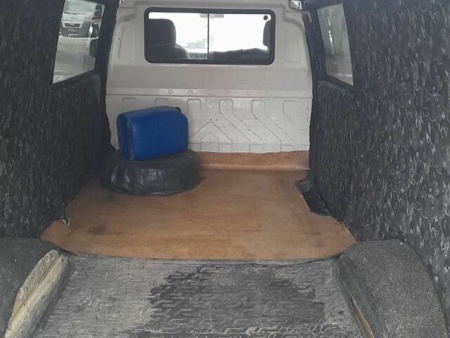 Синій Фольксваген T4 (Transporter) пасс., об'ємом двигуна 2.4 л та пробігом 660 тис. км за 3800 $, фото 1 на Automoto.ua