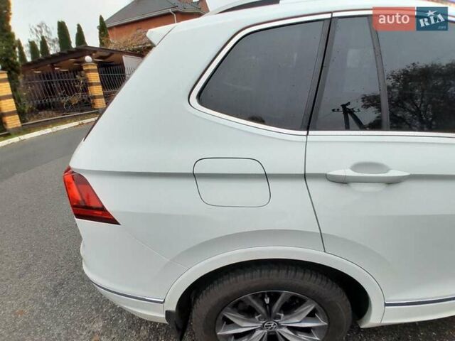 Білий Фольксваген Tiguan Allspace, об'ємом двигуна 2 л та пробігом 161 тис. км за 18200 $, фото 2 на Automoto.ua