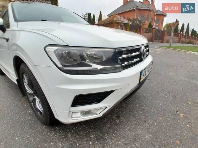Білий Фольксваген Tiguan Allspace, об'ємом двигуна 2 л та пробігом 161 тис. км за 18200 $, фото 17 на Automoto.ua