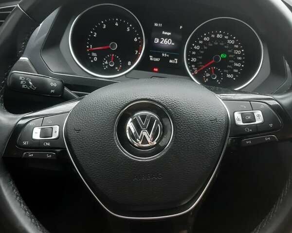 Білий Фольксваген Tiguan Allspace, об'ємом двигуна 2 л та пробігом 161 тис. км за 18200 $, фото 19 на Automoto.ua
