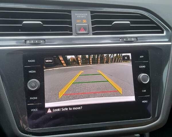 Білий Фольксваген Tiguan Allspace, об'ємом двигуна 2 л та пробігом 161 тис. км за 18200 $, фото 12 на Automoto.ua