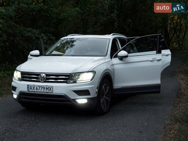 Белый Фольксваген Tiguan Allspace, объемом двигателя 1.98 л и пробегом 132 тыс. км за 22500 $, фото 18 на Automoto.ua