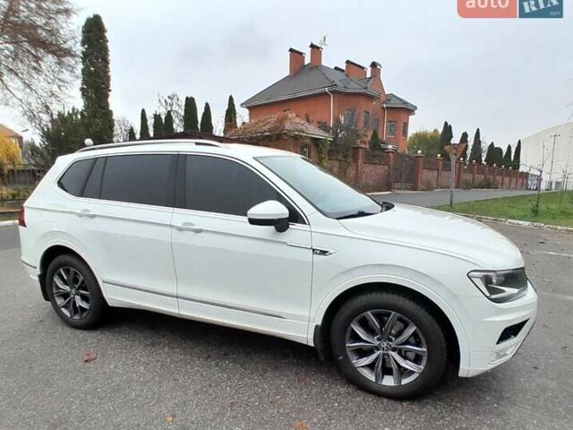 Білий Фольксваген Tiguan Allspace, об'ємом двигуна 2 л та пробігом 161 тис. км за 18200 $, фото 4 на Automoto.ua