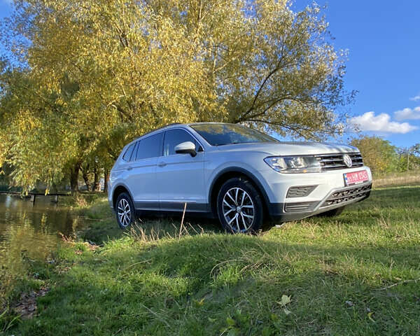 Фольксваген Tiguan Allspace 2018 в Виннице на Automoto.ua Белый Фольксваген Tiguan Allspace, объемом двигателя 2 л и пробегом 197 тыс. км за 18200 $, фото 20 на Automoto.ua
