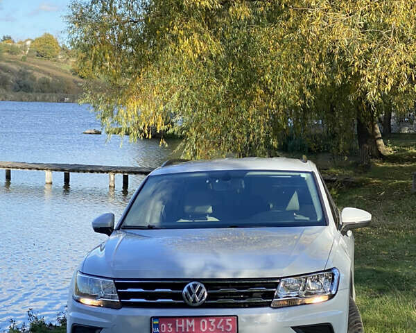Фольксваген Tiguan Allspace 2018 в Виннице на Automoto.ua Белый Фольксваген Tiguan Allspace, объемом двигателя 2 л и пробегом 197 тыс. км за 18200 $, фото 16 на Automoto.ua