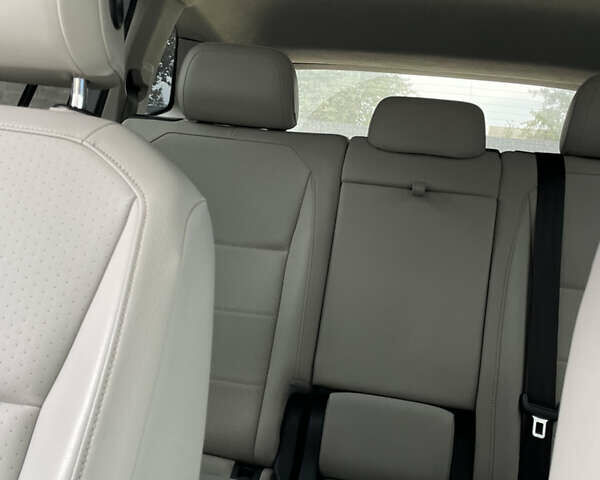 Фольксваген Tiguan Allspace 2018 в Виннице на Automoto.ua Белый Фольксваген Tiguan Allspace, объемом двигателя 2 л и пробегом 197 тыс. км за 18200 $, фото 29 на Automoto.ua