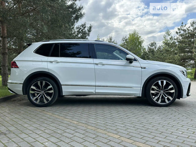 Белый Фольксваген Tiguan Allspace, объемом двигателя 2 л и пробегом 167 тыс. км за 31600 $, фото 9 на Automoto.ua