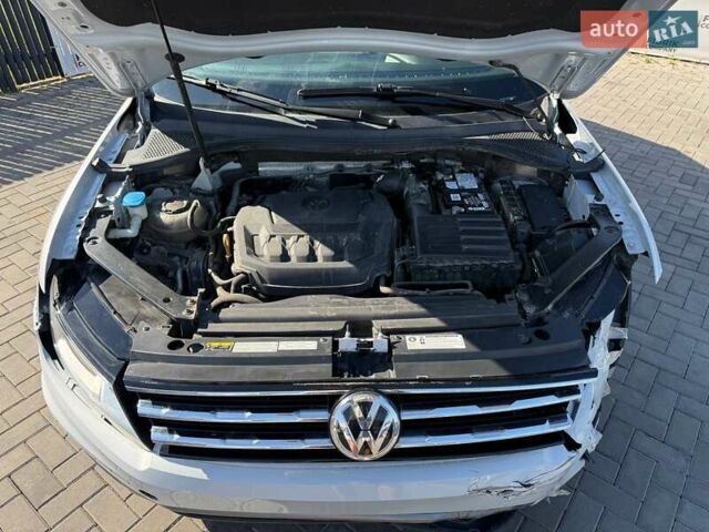 Белый Фольксваген Tiguan Allspace, объемом двигателя 2 л и пробегом 180 тыс. км за 12600 $, фото 18 на Automoto.ua
