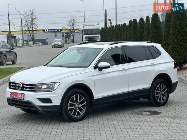 Белый Фольксваген Tiguan Allspace, объемом двигателя 2 л и пробегом 77 тыс. км за 18800 $, фото 2 на Automoto.ua