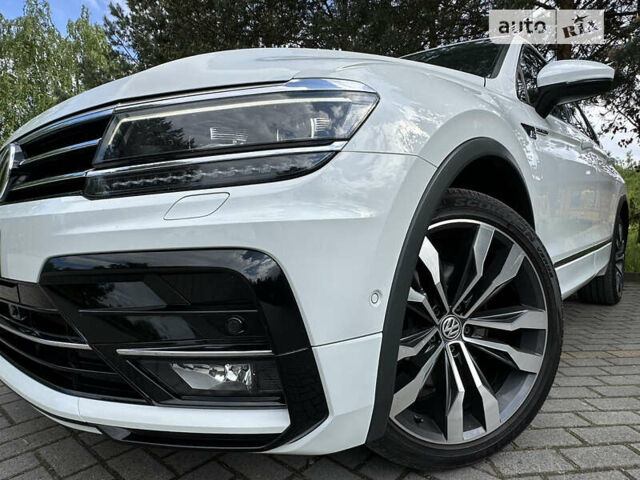 Белый Фольксваген Tiguan Allspace, объемом двигателя 2 л и пробегом 167 тыс. км за 31600 $, фото 6 на Automoto.ua