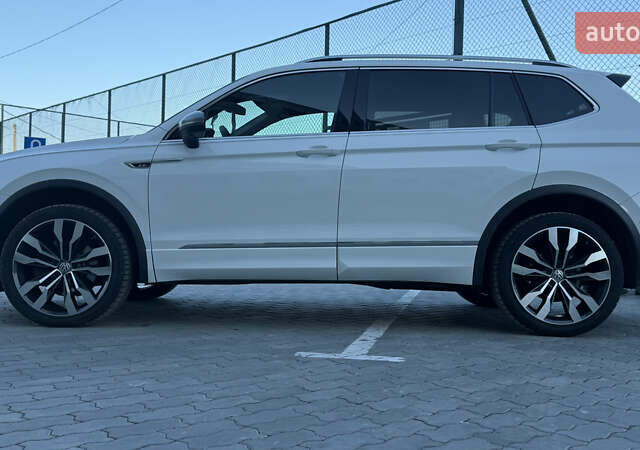 Белый Фольксваген Tiguan Allspace, объемом двигателя 2 л и пробегом 228 тыс. км за 29450 $, фото 9 на Automoto.ua