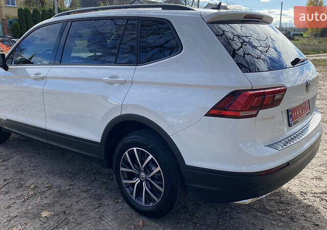 Белый Фольксваген Tiguan Allspace, объемом двигателя 2 л и пробегом 32 тыс. км за 18300 $, фото 6 на Automoto.ua