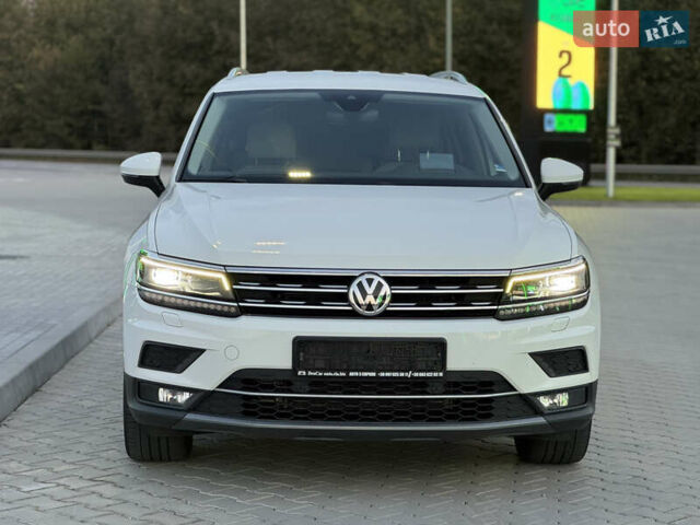 Білий Фольксваген Tiguan Allspace, об'ємом двигуна 2 л та пробігом 193 тис. км за 26499 $, фото 7 на Automoto.ua