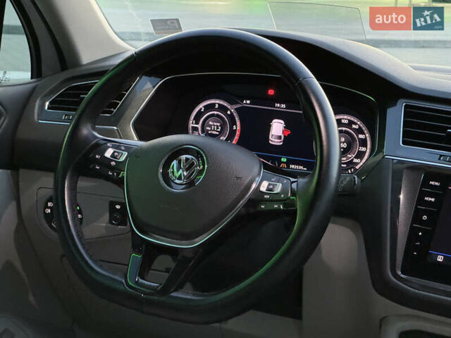 Білий Фольксваген Tiguan Allspace, об'ємом двигуна 2 л та пробігом 193 тис. км за 26499 $, фото 46 на Automoto.ua