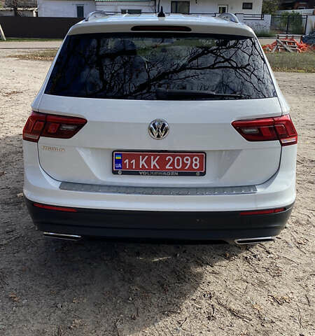 Белый Фольксваген Tiguan Allspace, объемом двигателя 2 л и пробегом 32 тыс. км за 18300 $, фото 8 на Automoto.ua