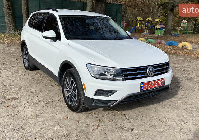 Белый Фольксваген Tiguan Allspace, объемом двигателя 2 л и пробегом 32 тыс. км за 18300 $, фото 14 на Automoto.ua