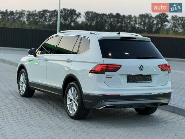 Білий Фольксваген Tiguan Allspace, об'ємом двигуна 2 л та пробігом 193 тис. км за 26499 $, фото 10 на Automoto.ua