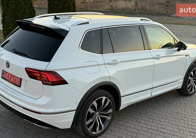 Белый Фольксваген Tiguan Allspace, объемом двигателя 2 л и пробегом 228 тыс. км за 29450 $, фото 39 на Automoto.ua