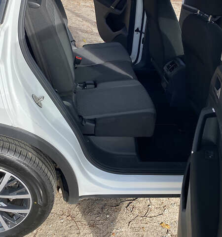 Белый Фольксваген Tiguan Allspace, объемом двигателя 2 л и пробегом 32 тыс. км за 18300 $, фото 34 на Automoto.ua