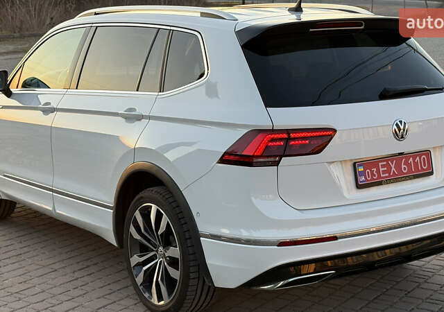Белый Фольксваген Tiguan Allspace, объемом двигателя 2 л и пробегом 228 тыс. км за 29450 $, фото 37 на Automoto.ua