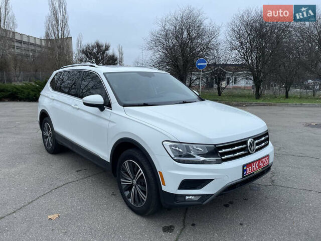 Белый Фольксваген Tiguan Allspace, объемом двигателя 1.97 л и пробегом 139 тыс. км за 20999 $, фото 1 на Automoto.ua