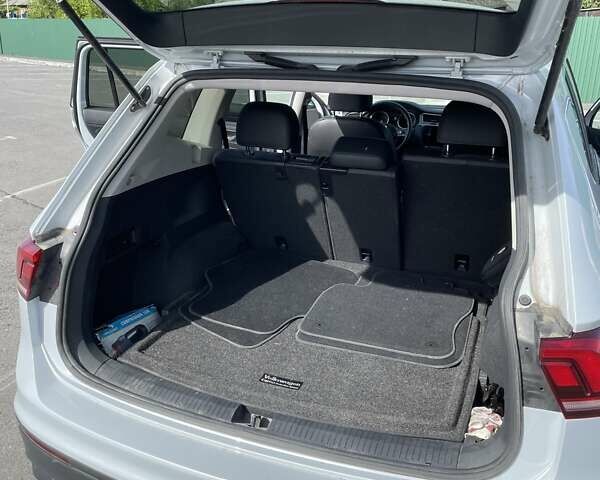 Белый Фольксваген Tiguan Allspace, объемом двигателя 0 л и пробегом 106 тыс. км за 24700 $, фото 27 на Automoto.ua