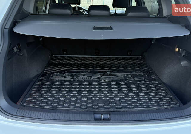 Белый Фольксваген Tiguan Allspace, объемом двигателя 2 л и пробегом 228 тыс. км за 29450 $, фото 83 на Automoto.ua