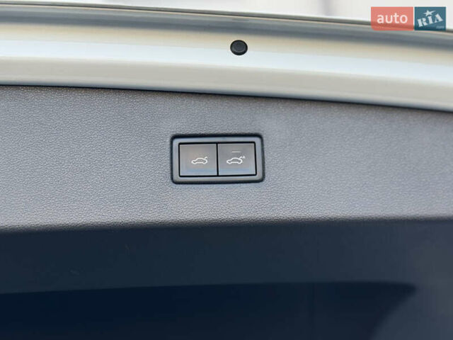 Білий Фольксваген Tiguan Allspace, об'ємом двигуна 2 л та пробігом 193 тис. км за 26499 $, фото 66 на Automoto.ua