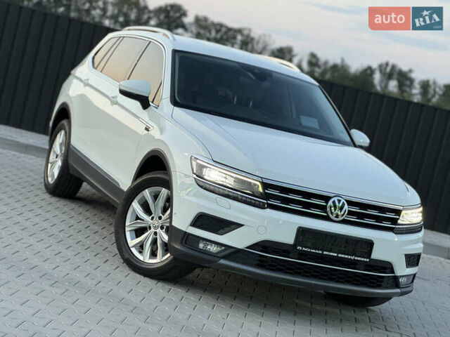 Білий Фольксваген Tiguan Allspace, об'ємом двигуна 2 л та пробігом 193 тис. км за 26499 $, фото 15 на Automoto.ua