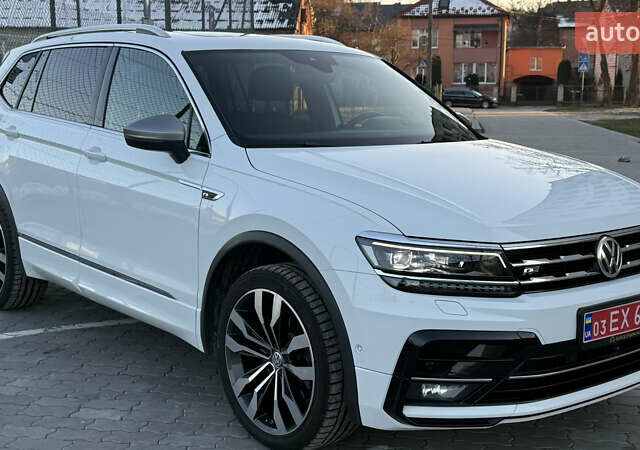Белый Фольксваген Tiguan Allspace, объемом двигателя 2 л и пробегом 228 тыс. км за 29450 $, фото 4 на Automoto.ua