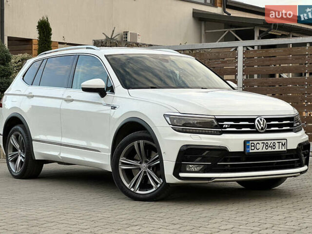 Белый Фольксваген Tiguan Allspace, объемом двигателя 2 л и пробегом 184 тыс. км за 31499 $, фото 28 на Automoto.ua