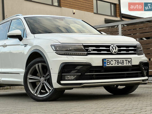 Белый Фольксваген Tiguan Allspace, объемом двигателя 2 л и пробегом 184 тыс. км за 31499 $, фото 26 на Automoto.ua