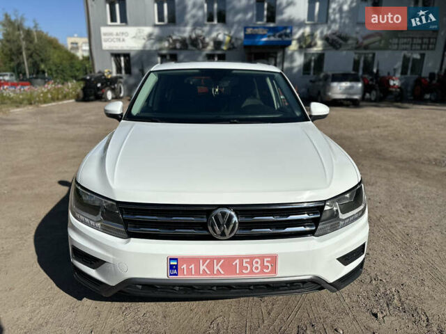 Білий Фольксваген Tiguan Allspace, об'ємом двигуна 2 л та пробігом 215 тис. км за 16999 $, фото 3 на Automoto.ua
