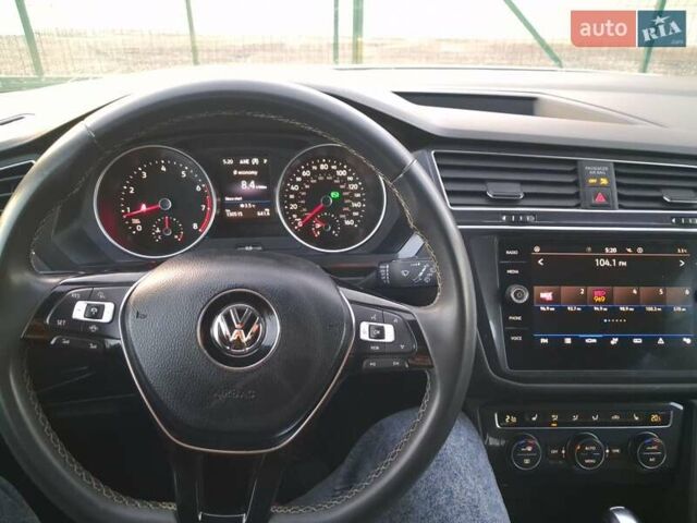 Білий Фольксваген Tiguan Allspace, об'ємом двигуна 1.97 л та пробігом 130 тис. км за 17800 $, фото 17 на Automoto.ua
