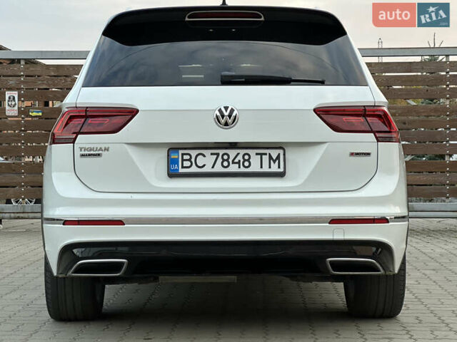 Белый Фольксваген Tiguan Allspace, объемом двигателя 2 л и пробегом 184 тыс. км за 31499 $, фото 47 на Automoto.ua