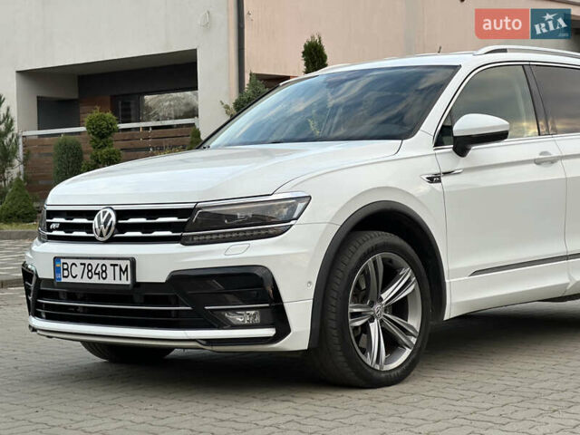Белый Фольксваген Tiguan Allspace, объемом двигателя 2 л и пробегом 184 тыс. км за 31499 $, фото 44 на Automoto.ua