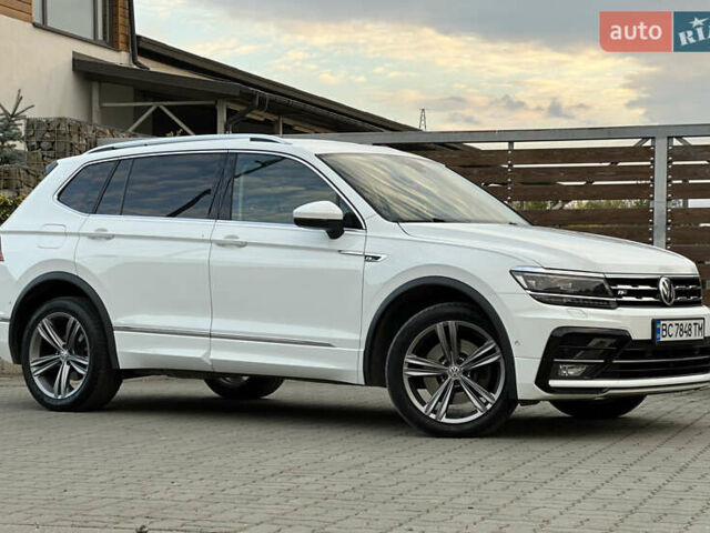 Белый Фольксваген Tiguan Allspace, объемом двигателя 2 л и пробегом 184 тыс. км за 31499 $, фото 23 на Automoto.ua
