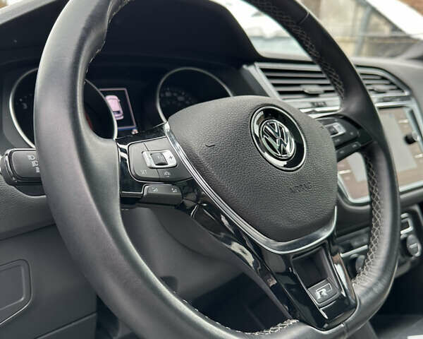 Білий Фольксваген Tiguan Allspace, об'ємом двигуна 2 л та пробігом 44 тис. км за 26500 $, фото 18 на Automoto.ua