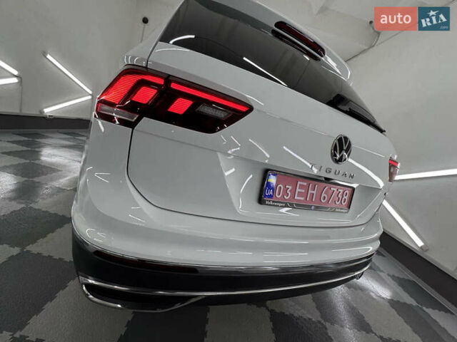Белый Фольксваген Tiguan Allspace, объемом двигателя 2 л и пробегом 86 тыс. км за 25499 $, фото 16 на Automoto.ua