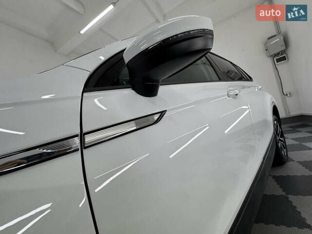 Белый Фольксваген Tiguan Allspace, объемом двигателя 2 л и пробегом 86 тыс. км за 24999 $, фото 111 на Automoto.ua