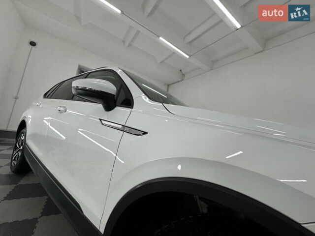 Белый Фольксваген Tiguan Allspace, объемом двигателя 2 л и пробегом 86 тыс. км за 24999 $, фото 1 на Automoto.ua